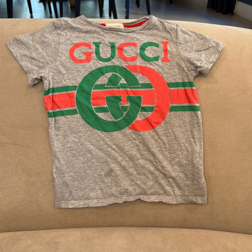 Kids size 6 Authentic Gucci tshirt in grey